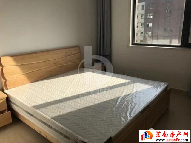家天下 3室1厅 134平米 精装修 15000元/月