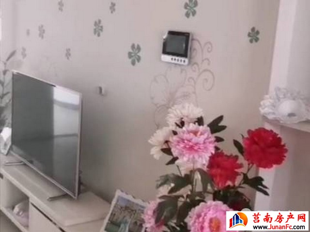 金茂印象 3室2厅 130平米 精装修 1300元/月