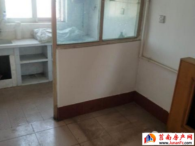 弘德小区 3室2厅 80平米 简单装修 800元/月