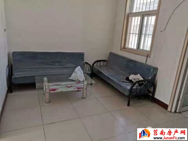 站前小区 3室1厅 80平米 简单装修 600元/月
