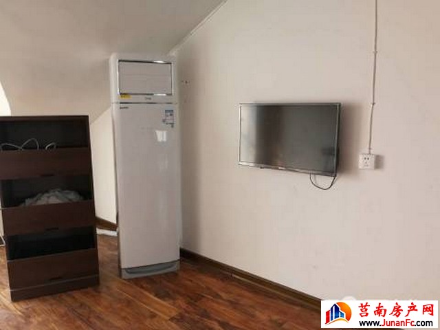 金都上城 1室1厅 59平米 简单装修 500元/月