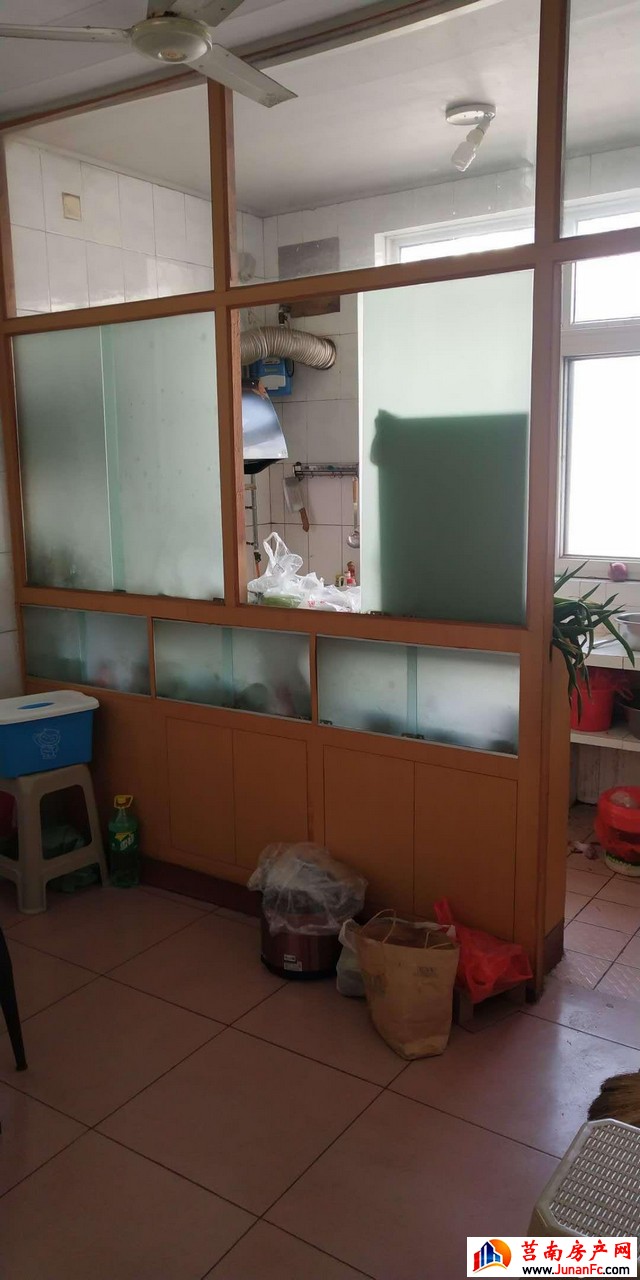 同达新居 3室2厅 96平米 中等装修 53万元