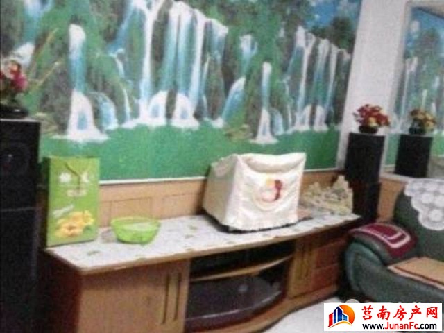 弘德小区 3室2厅 92平米 简单装修 800元/月