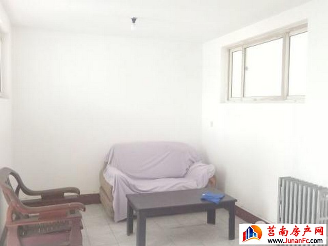 金胜粮油住宅(二区) 2室2厅 75平米 简单装修 666元/月