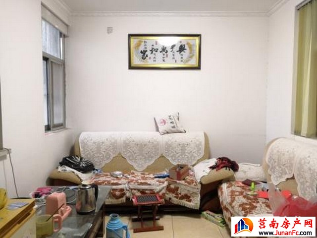 田园小区 3室2厅 80平米 简单装修 700元/月