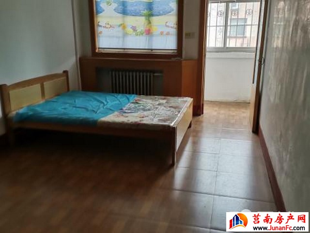 莒南县医院家属院 2室2厅 60平米 简单装修 750元/月