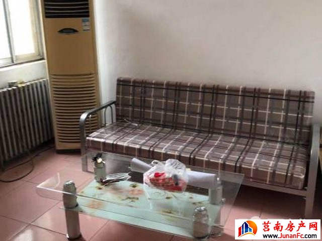 水利小区 2室2厅 65平米 简单装修 750元/月
