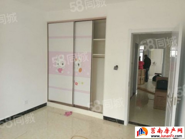 天桥名城 3室2厅 121.00平米 简单装修 1000元/月