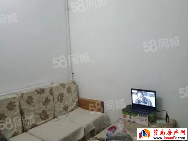站前小区 2室2厅 60平米 简单装修 650元/月