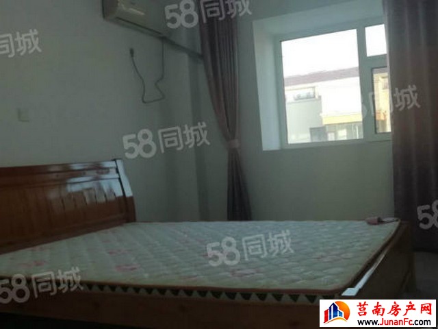 龙泉花园(莒南) 3室2厅 126平米 简单装修 800元/月