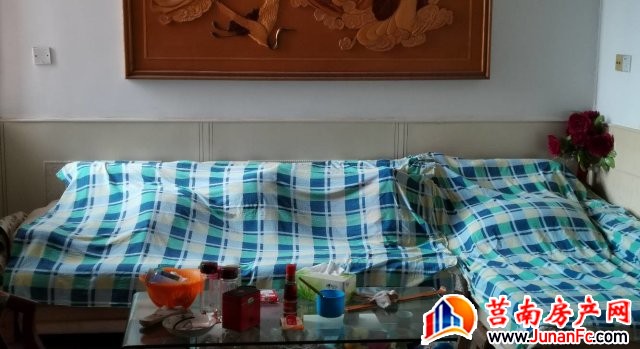 金胜粮油住宅(二区) 4室2厅 101平米 精装修 86万元