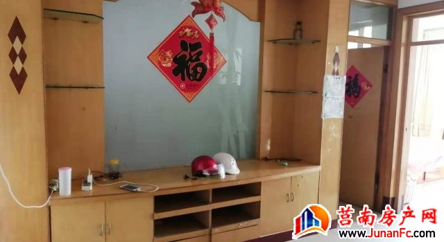 金胜粮油住宅(一区) 3室3厅 90平米 简单装修 900元/月
