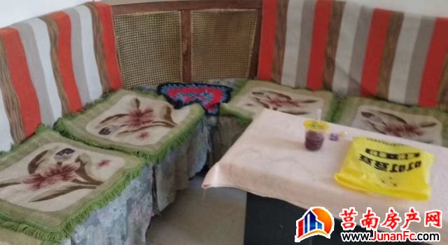 站前小区 2室1厅 70平米 简单装修 600元/月