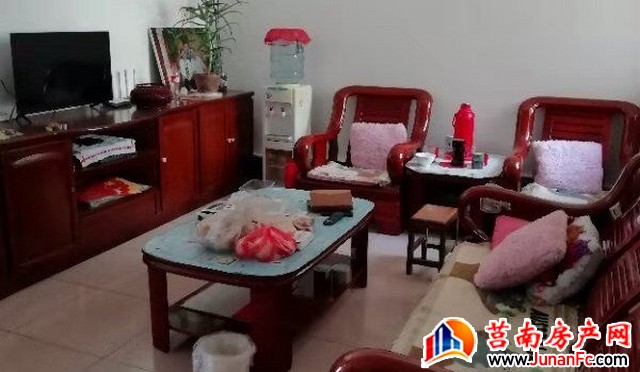 老服装厂家属院 3室2厅 80平米 简单装修 1000元/月
