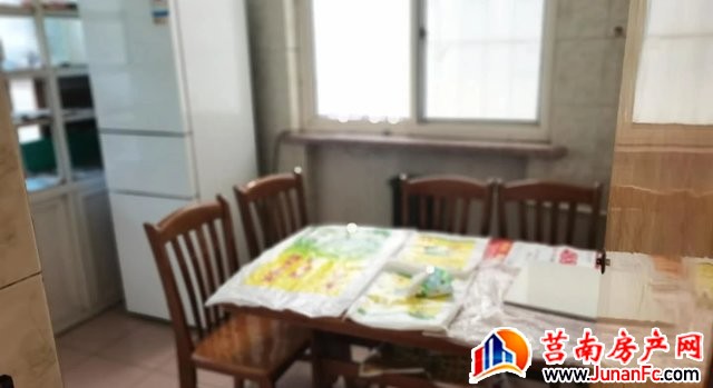 供销新村 3室2厅 84平米 简单装修 1000元/月
