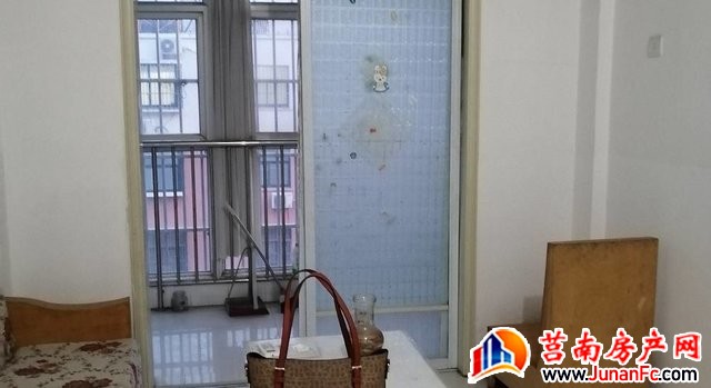 玉皇家园 2室2厅 90平米 简单装修 700元/月