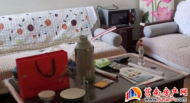 天桥小区 3室1厅 81平米 简单装修 63万元
