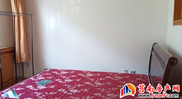 天桥小区 3室2厅 85平米 简单装修 1000元/月