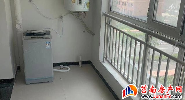 阜丰时代城荣园 3室2厅 90平米 简单装修 1400元/月