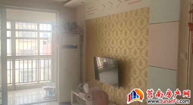广汇丰小区 3室2厅 100平米 精装修 1000元/月